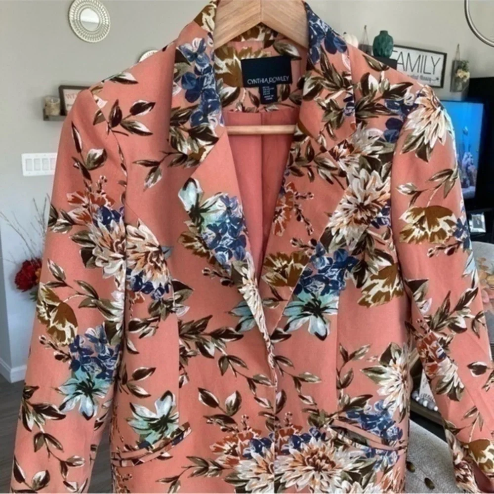 ✨Cynthia Rowley Coral Floral Blazer